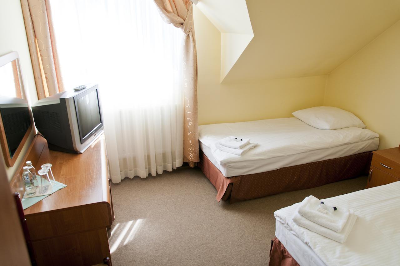 Hotel Olenka Szydlowiec Rum bild